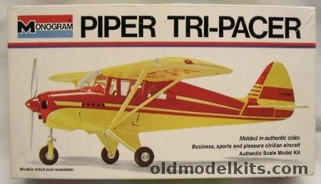 Monogram 1/32 Piper Tri-Pacer, 6822 plastic model kit